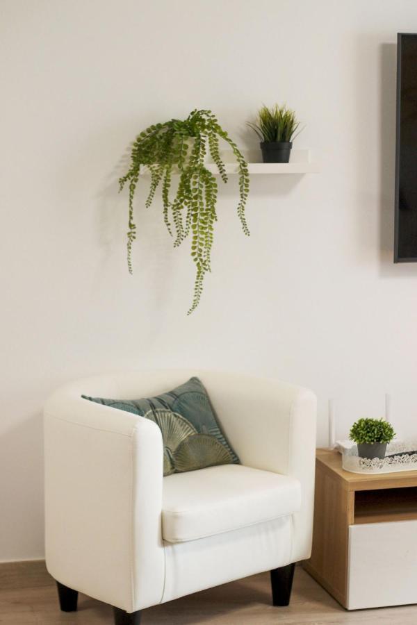 Family Apartment Walking Distance To The Sea And All Amenities Sitio de Calahonda Εξωτερικό φωτογραφία